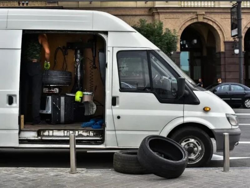 Emergency-Tyre-Service