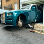 How do I book emergency mobile tyre assistance?