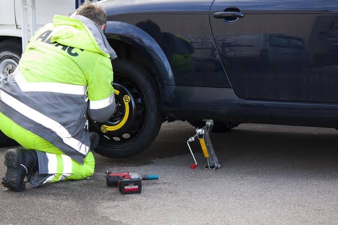 Flat Tyre Help
